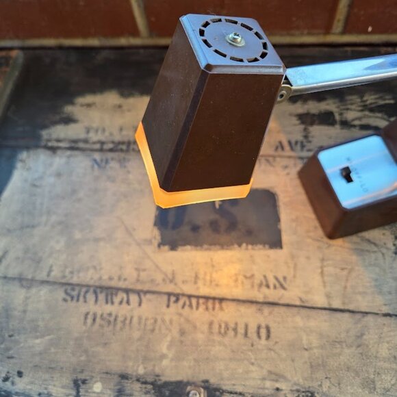 Vintage Pixar Inspired Brown Compact Expandable Desk Lamp - Picture 14 of 16